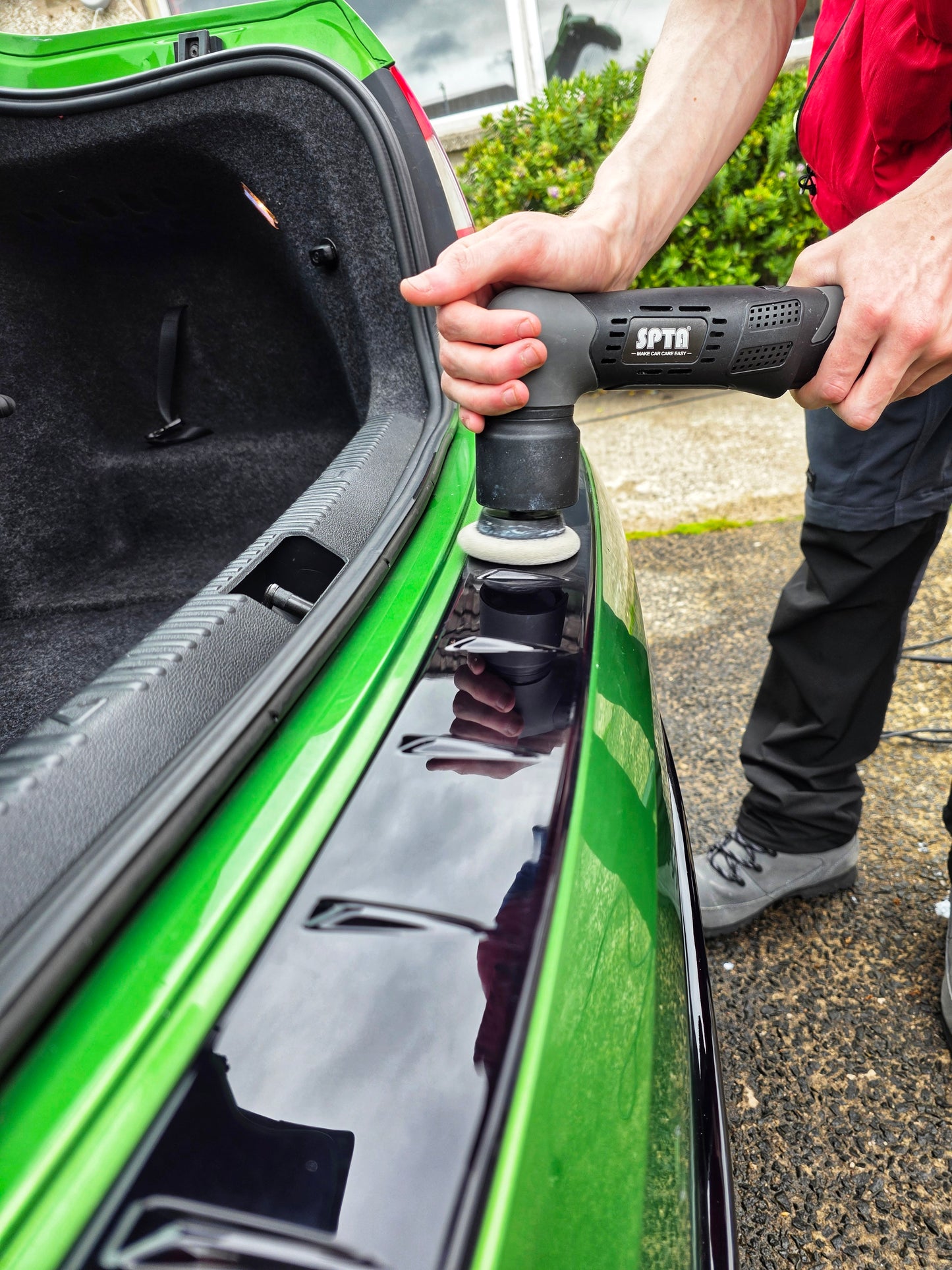 Car Polishing - Signature Gloss Enhancement | Carrickfergus